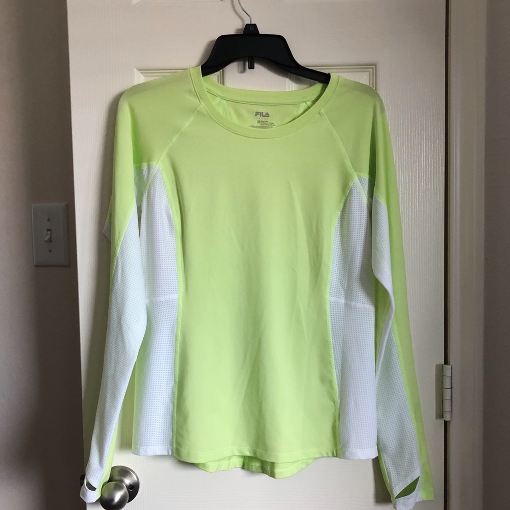 ✨NWOT✨ FILA Sport Athletic Top